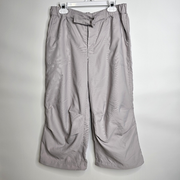 Uniqlo Women's Medium (63-69cm) Light  Gray Hiking Outdoor Active Cropped  Pants - Picture 1 of 14